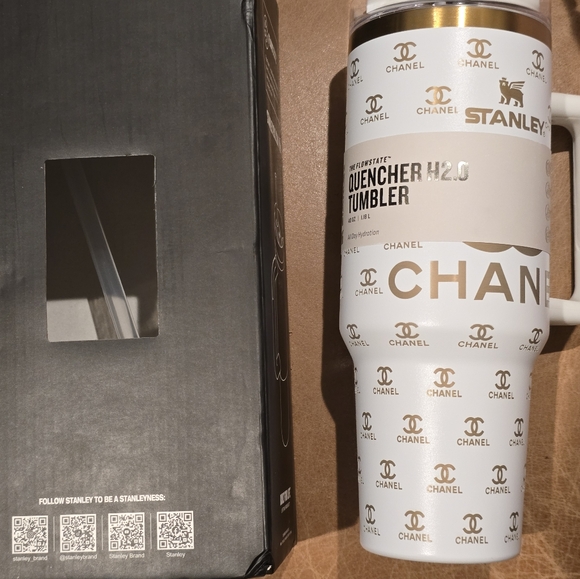 Stanley CHANEL Flowstate Tumbler Cup 40oz - Picture 3 of 3